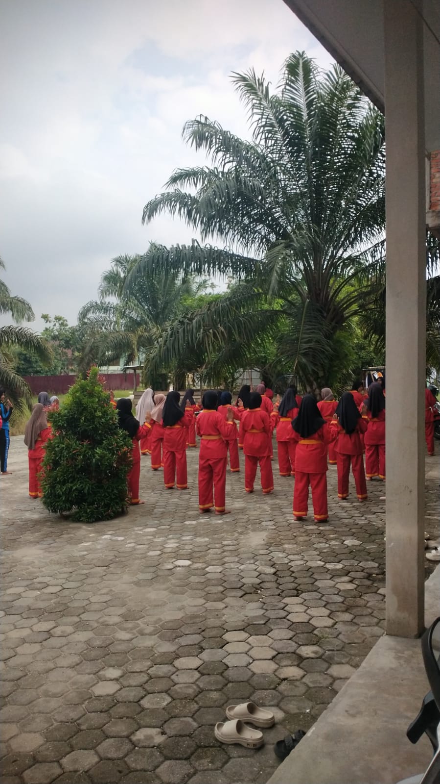 Kegiatan Ekstrakulikuler Tapak Suci